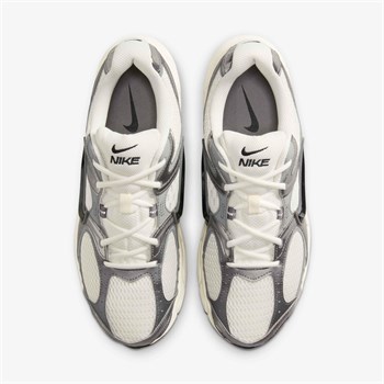 Nike V5 RNR Erkek Günlük Spor Ayakkabı