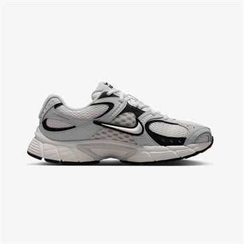 Nike V5 RNR Kadın Günlük Spor Ayakkabı