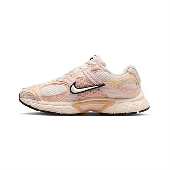 Nike V5 RNR Kadın Günlük Spor Ayakkabı