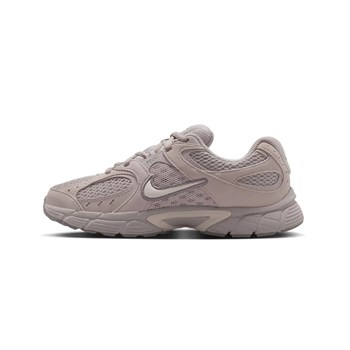 Nike V5 Runner Suede (GS) Günlük Spor Ayakkabı