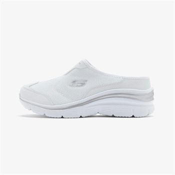 Skechers Fashion Fit Kadın Terlik