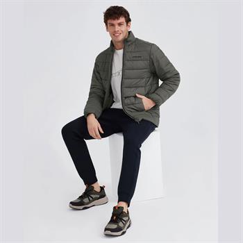 Skechers Outerwear Padded Erkek Mont