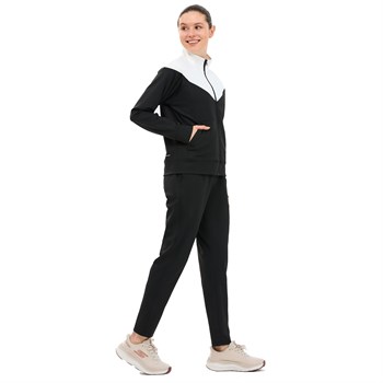 Skechers Performance Coll Kadın Eşofman Takımı