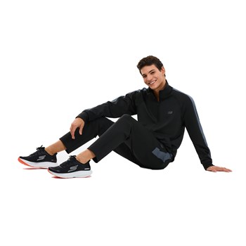 Skechers Performance Collection Erkek Eşofman Takımı