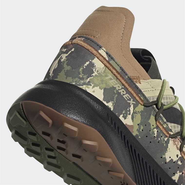 adidas Terrex Voyager 21 Travel Erkek Outdoor Ayakkabı FW9407