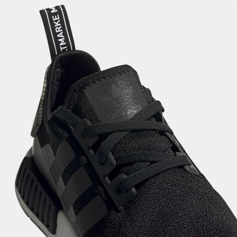 ee5082 adidas