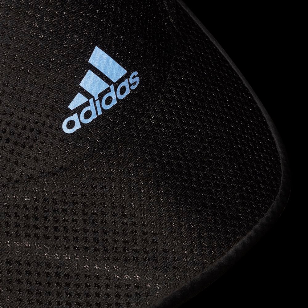 adidas r96