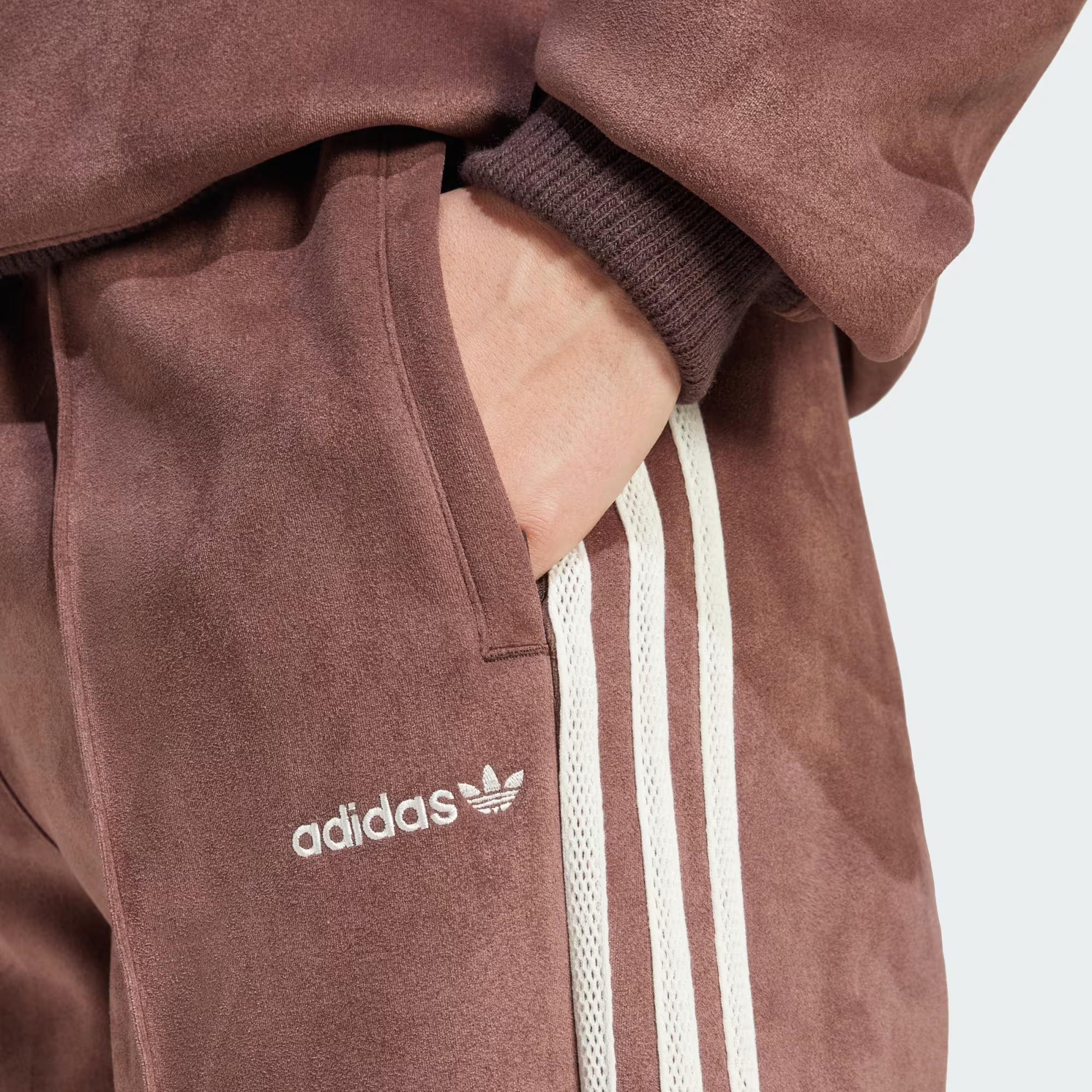 First 37646 adidas Suede the First Track Kadın Eşofman Altı IX1047 | Dalkılıç Spor