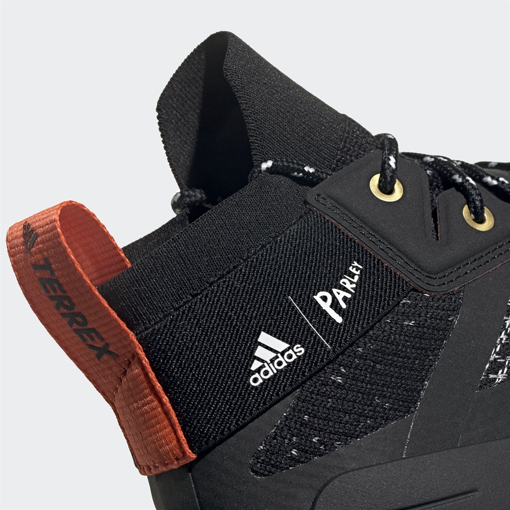 Sneakers Adidas Men's Terrex Free Hiker Parley Adidas Terrex