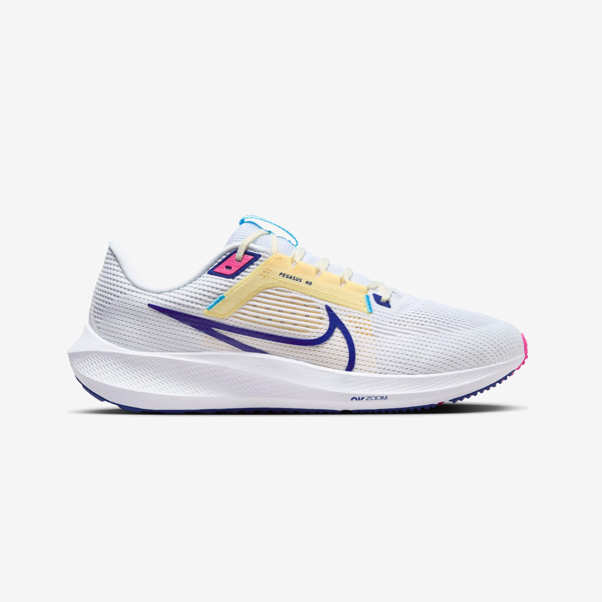 Nike Air Zoom Pegasus 40 Erkek Koşu Ayakkabısı DV3853-105