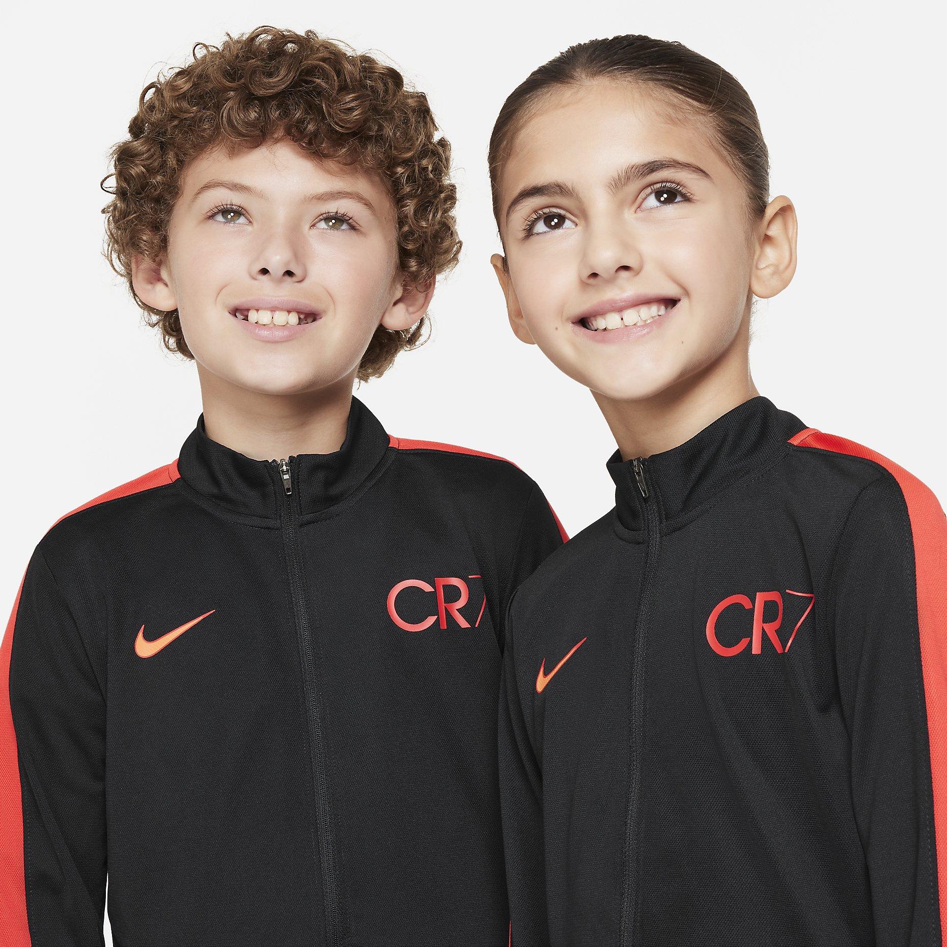 Nike Dri-FIT CR7 Academy23 Çocuk Eşofman Takımı FJ6177-010