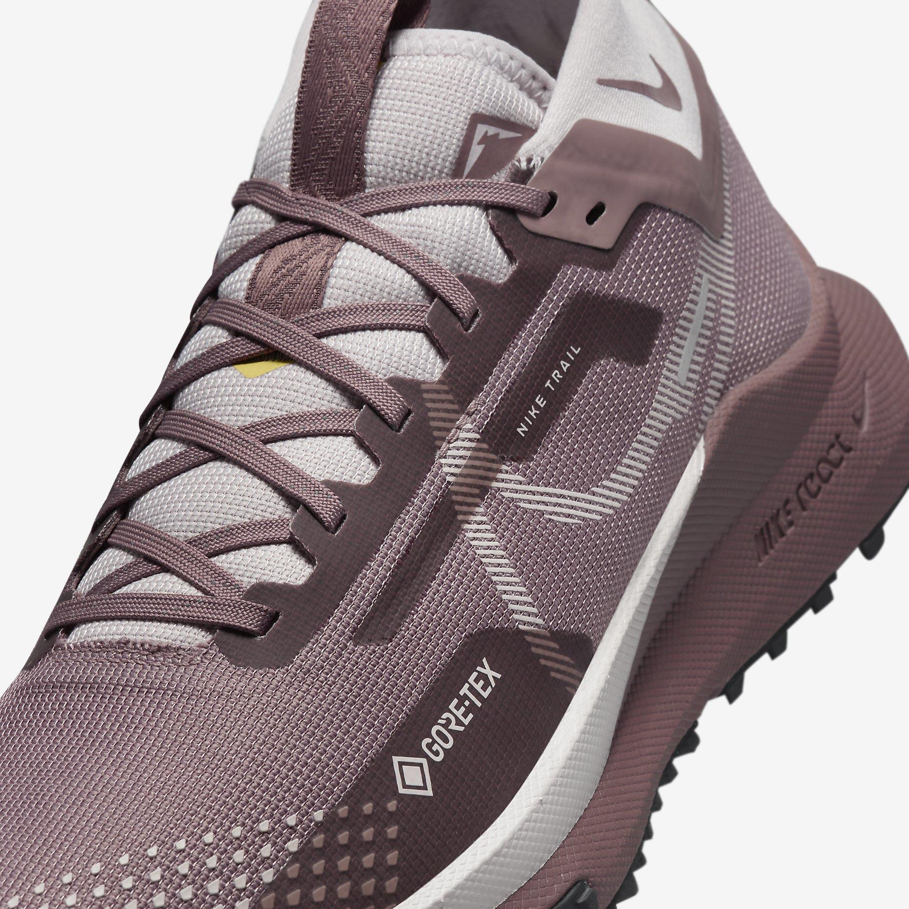 Nike Pegasus Trail 4 GORE-TEX Kadın Outdoor Ayakkabı DJ7929-201