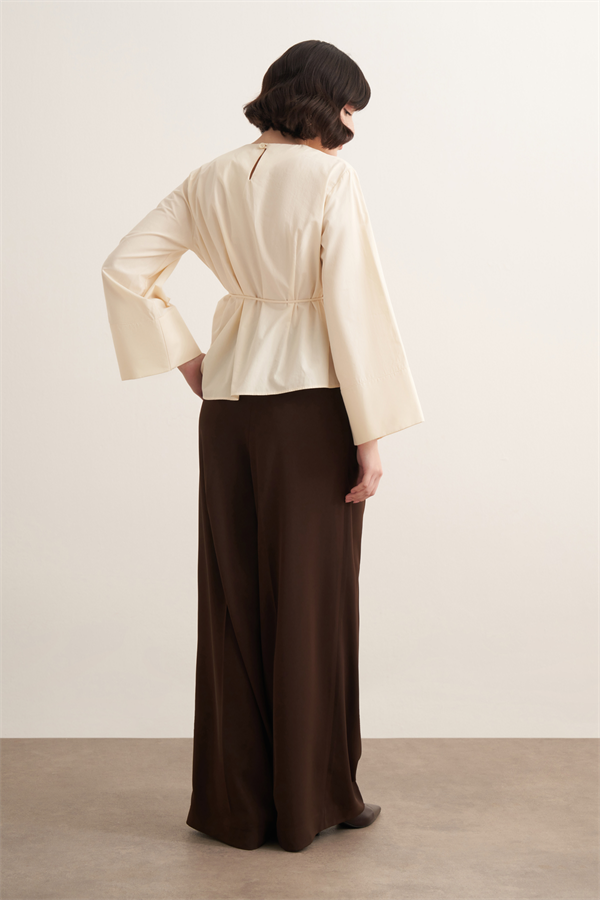 Anelis Gömlek Butter