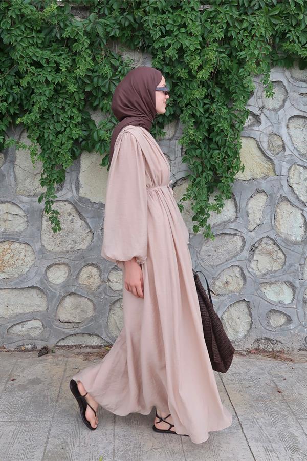 Cleo Büzgü Detaylı Uzun Elbise Bej