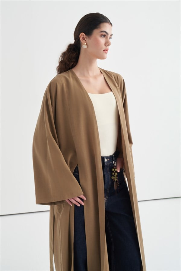 Daria Yırtmaç Detaylı Kimono Haki