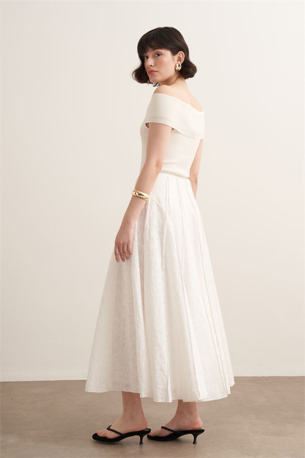 Ember Nervürlü Brode Vual Etek Beyaz