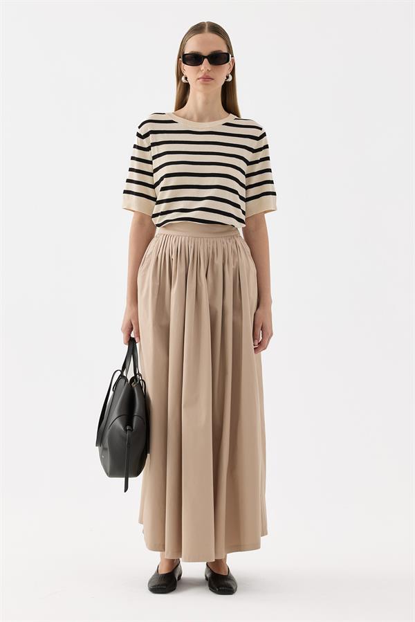 Bej Fever Sık Pileli Etek