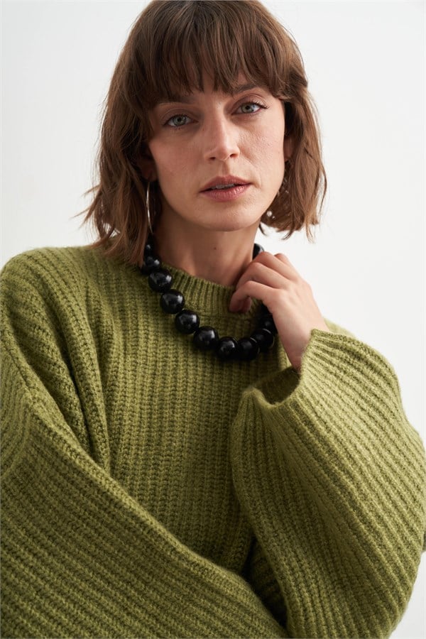 Harper Kazak Olive
