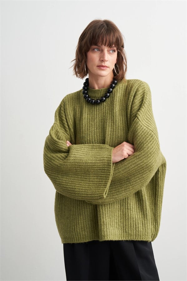 Harper Kazak Olive