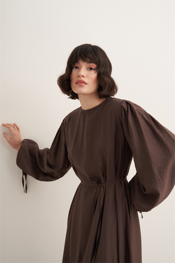 Jasmine Kup Dikişli Uzun Elbise Kahve