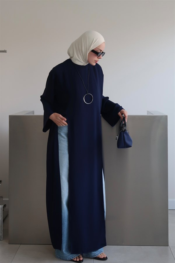 Kheesa Yırtmaç Detaylı Bluz Lacivert