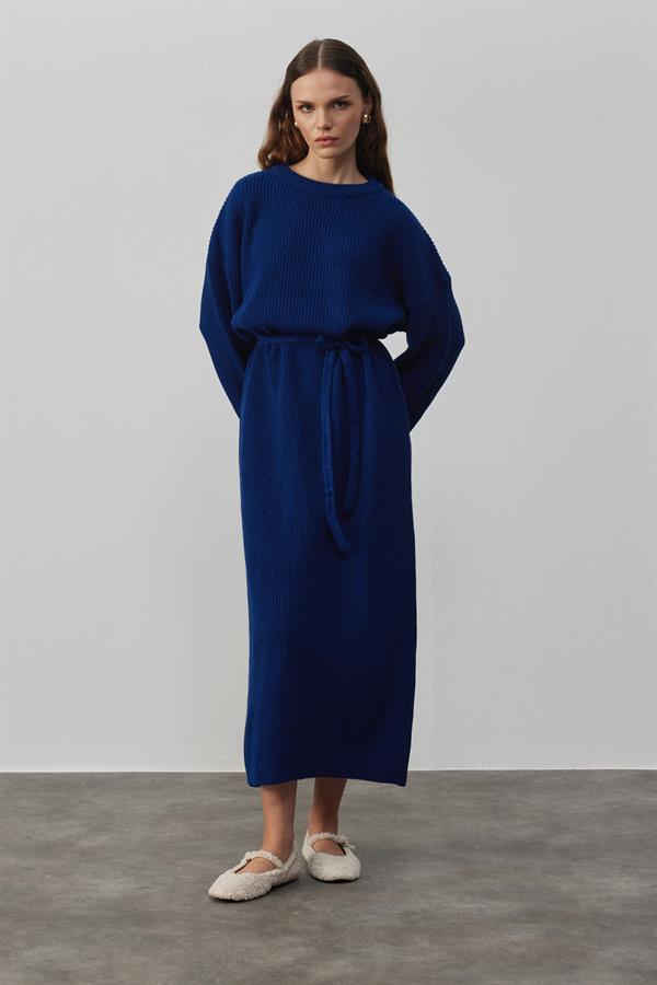 LACİVERT  TRİKO ELBİSİ