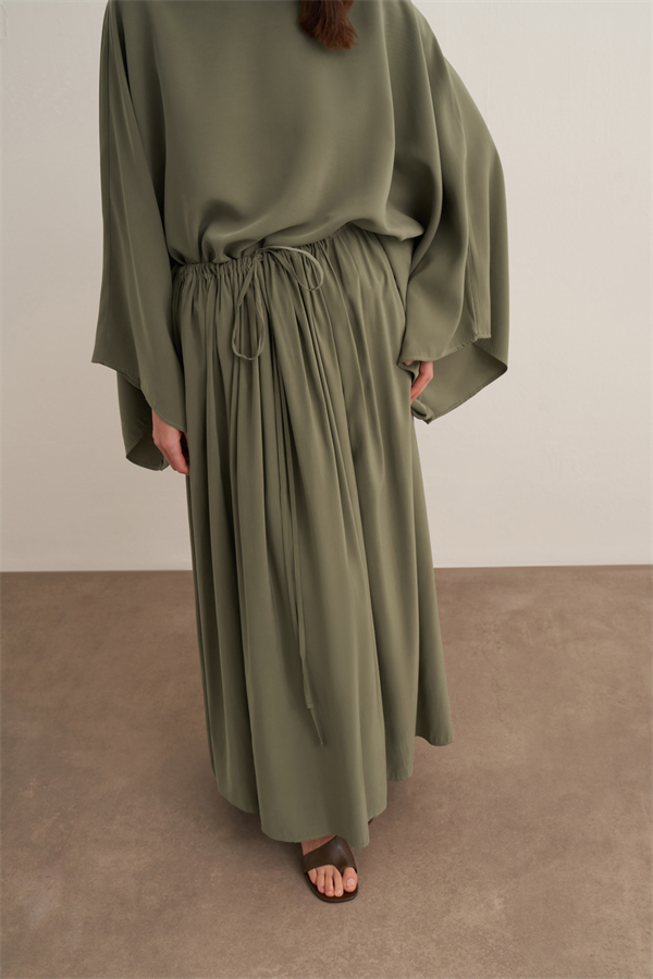 Noor Büzgülü Etekli Cupra Takım Haki