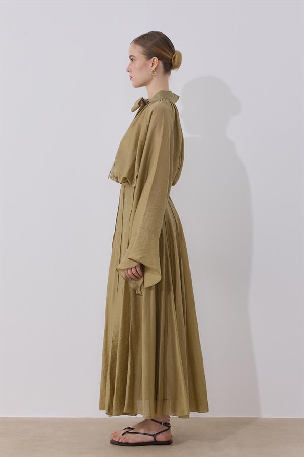 Giselle Etek Olive