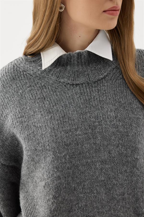 Petra Kazak Antrasit