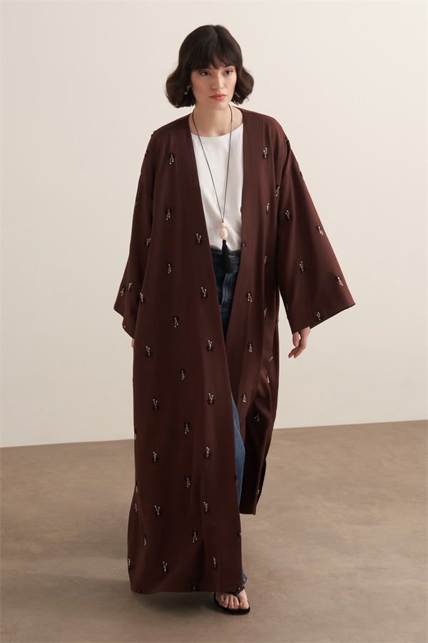 Qamrah Boncuk İşlemeli Uzun Kimono Acı Kahve