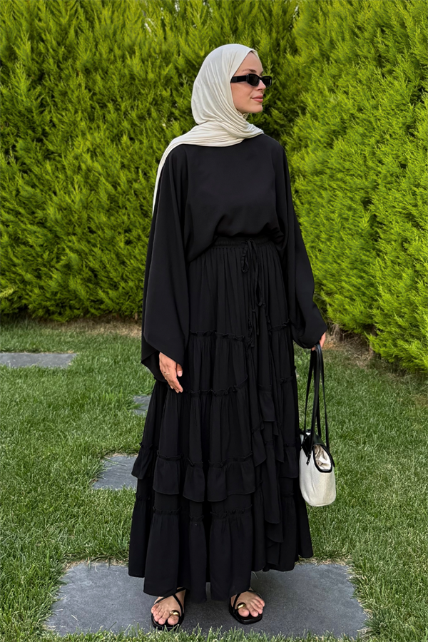 Siyah Regina Asimetrik Etek