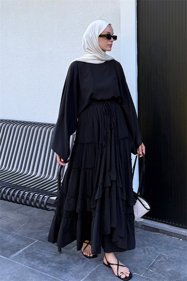 Siyah Regina Asimetrik Etek