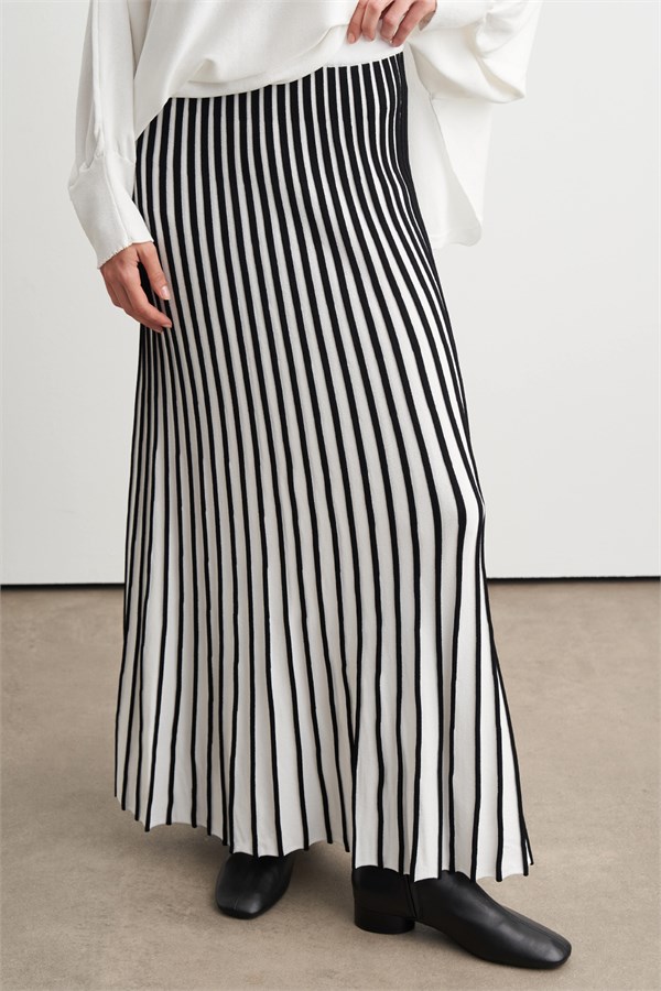 Striped Kloş Etek Beyaz