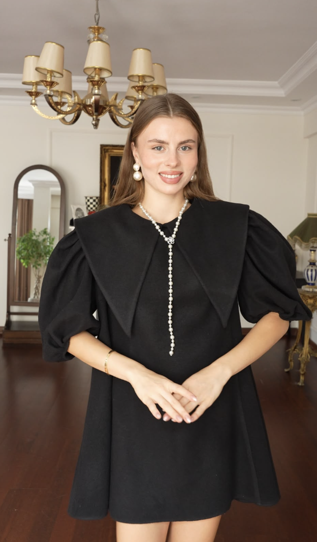 “DESDEMONA” Siyah Kaşe