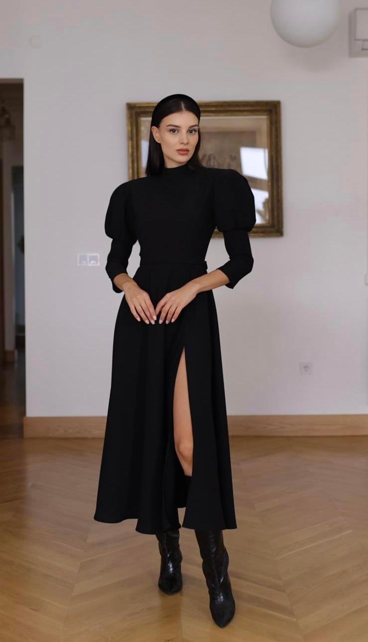 “Despina” Siyah