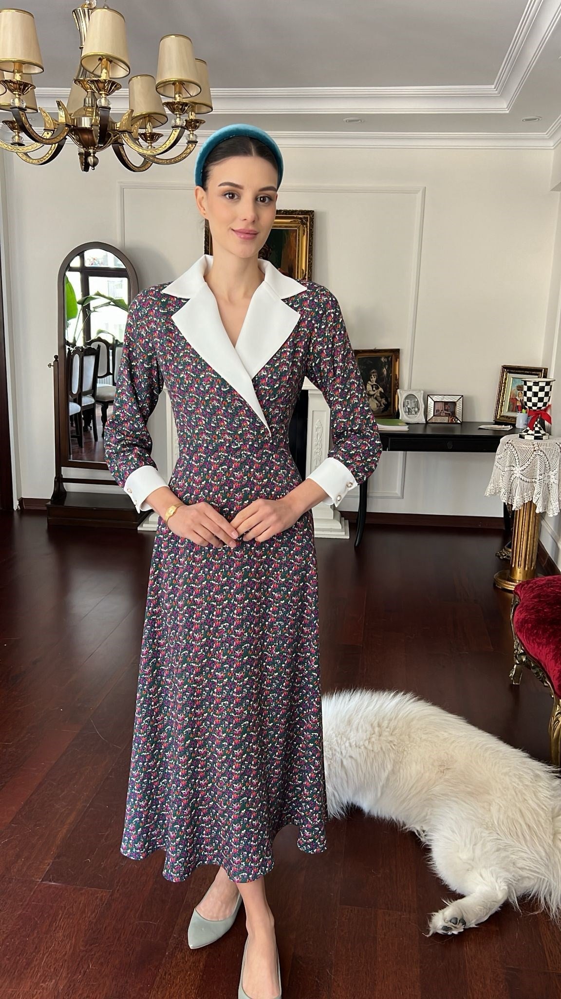 “Mine Hanım” Lacivert çiçekli