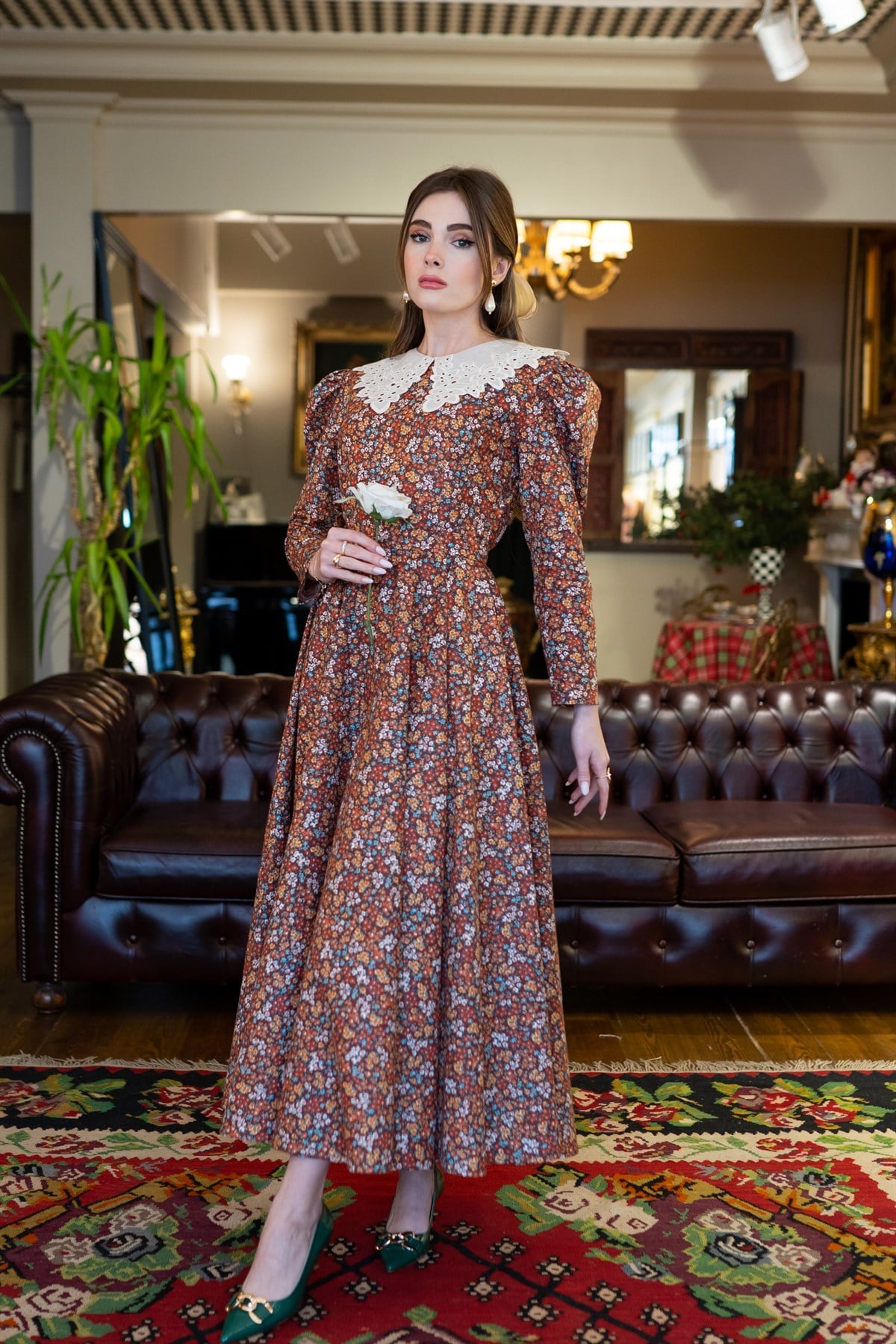 ''Hümeyra'' Yakası Kapalı