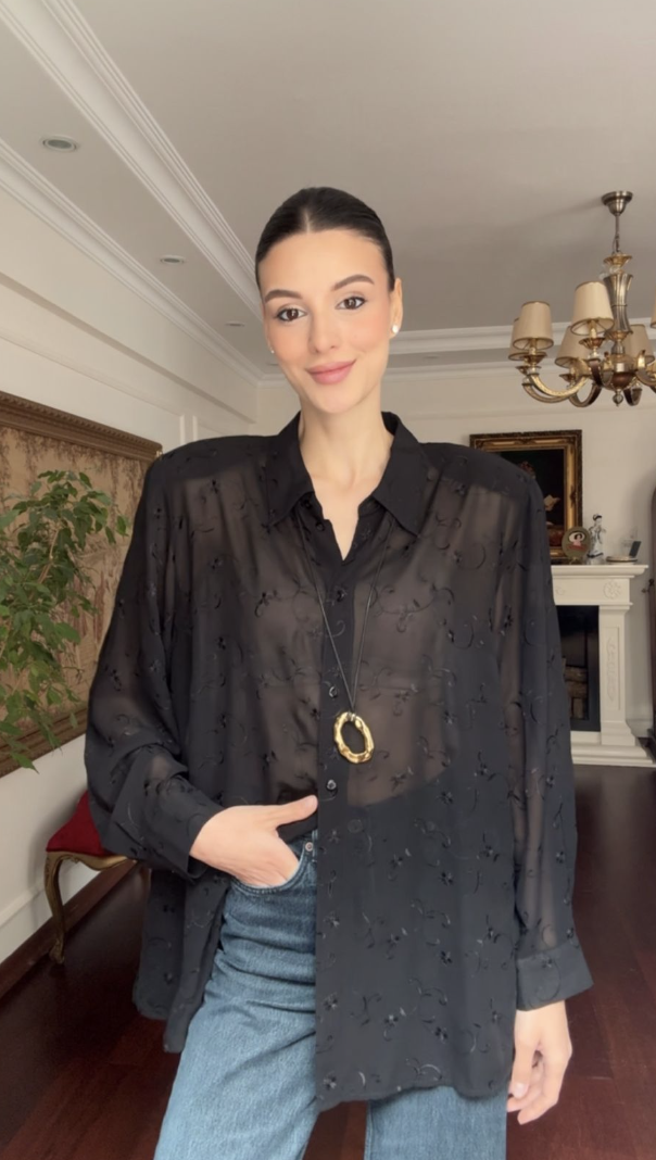 Vintage Nakış Detaylı Siyah Şifon Gömlek 