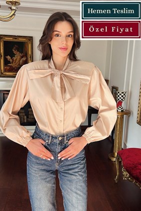 Fiyonk Detaylı Gömlek