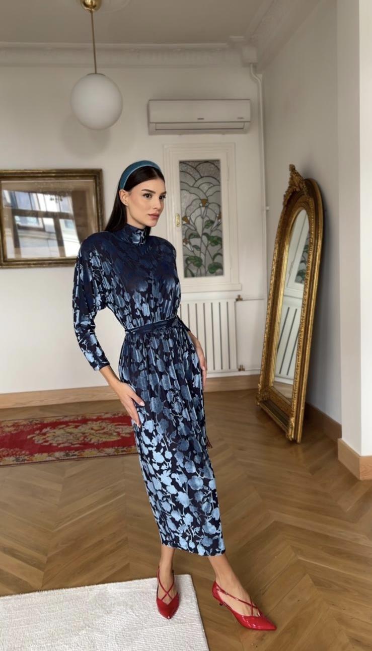 “Handan” Mavi Devore
