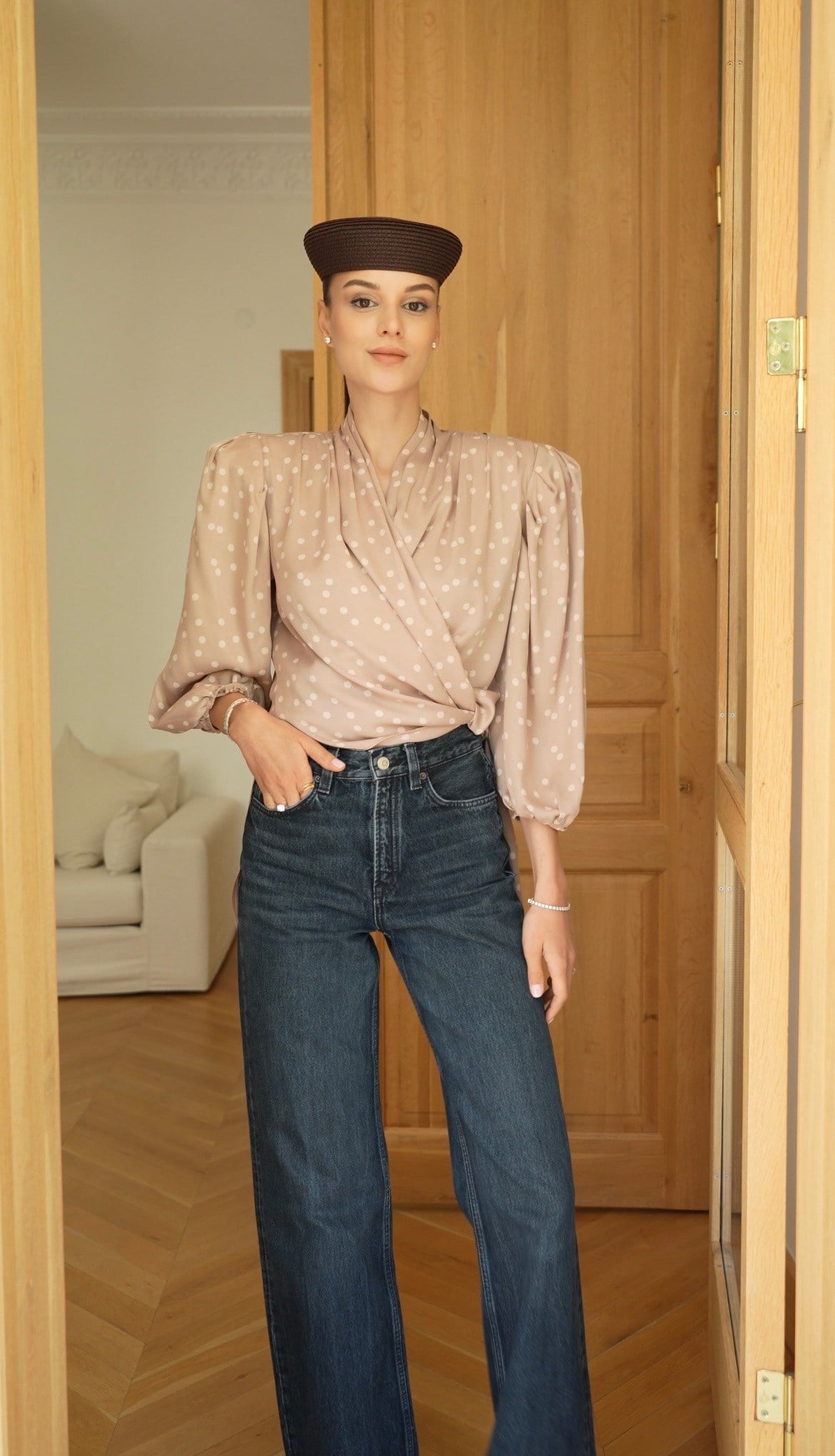 Reglan Vatkalı Bluz Puanlı Sütlü Kahve
