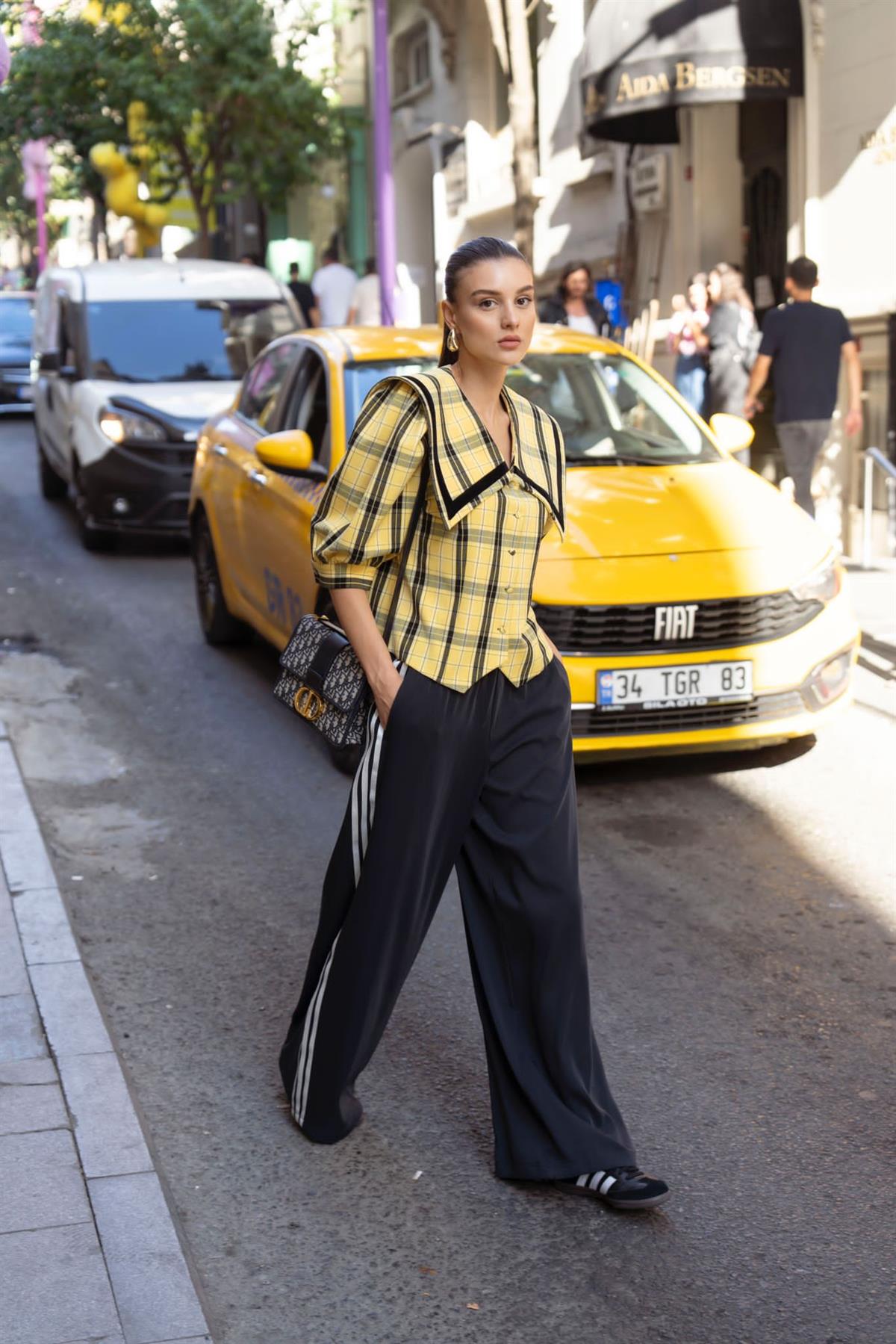 SARI EKOSE MAXI YAKA 