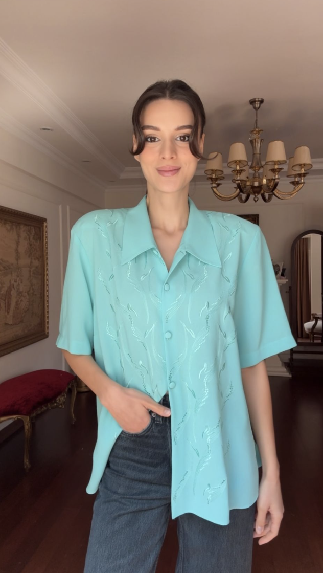Vintage Nakış Detaylı Mavi Gömlek