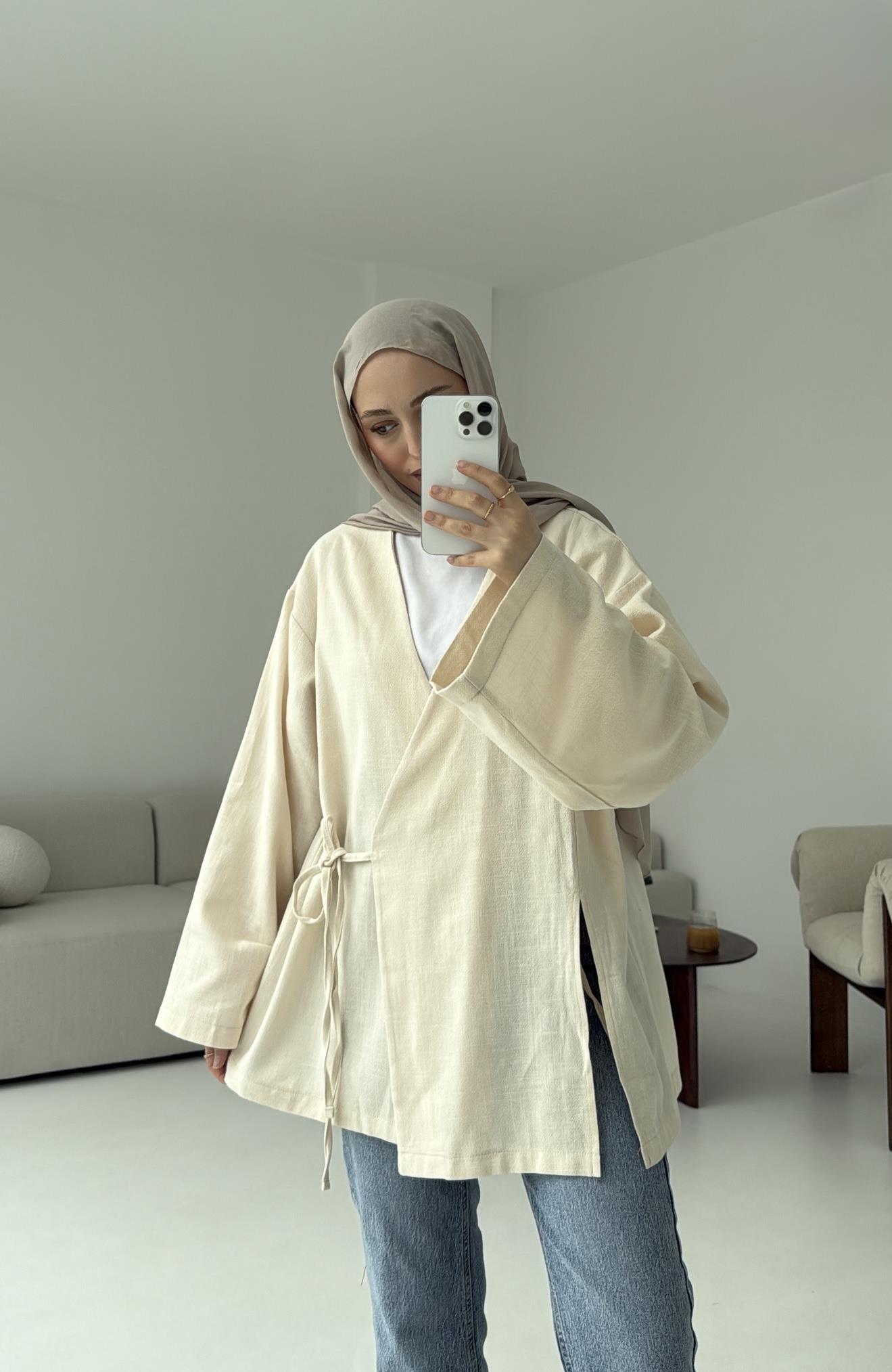 Ekru Yırtmaç Detay Keten Kimono