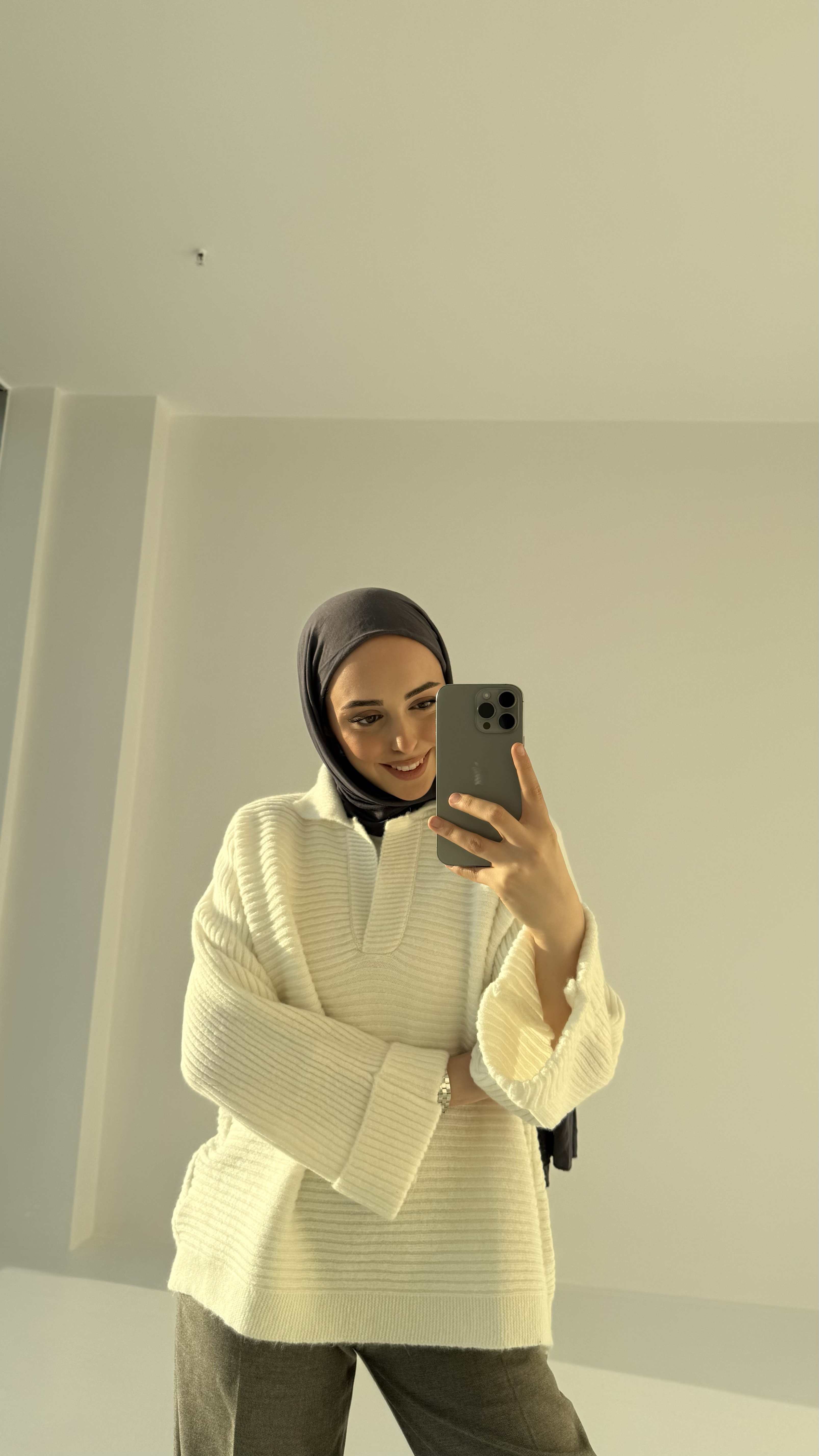 Premium Polo Yaka Kolu Katlamalı Yün Kazak Kemik