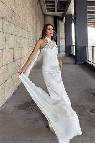 Afra Boyundan Bağlama Kuyruklu Saten Abiye 64752 BEYAZ