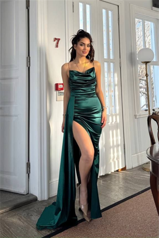 Allyso Degaje Yaka Yırtmaçlı Abiye 582243 ZÜMRÜT