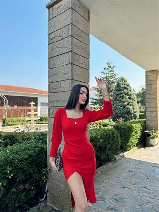 Arsima Kare Yaka Yırtmaçlı Midi Boy Elbise KIRMIZI J5X