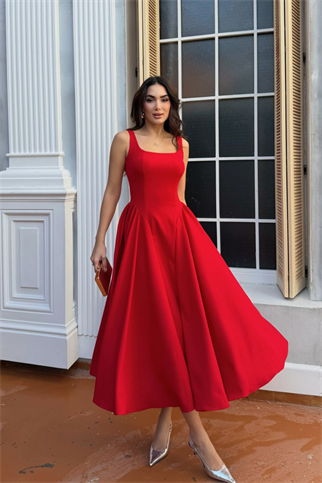 Belin Kare Yaka Sırt Dekolteli Midi Elbise 4968