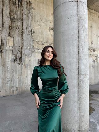 Calia Kemer Detay Saten Elbise 95416 ZÜMRÜT YEŞİLİ